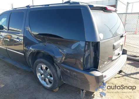 2010 Chevrolet Suburban 1500 Ltz z USA, uszkodzony, nr VIN 1GNUCKE03AR197361